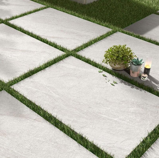 Outdoor Tile - Himalayan White 60x90x2
